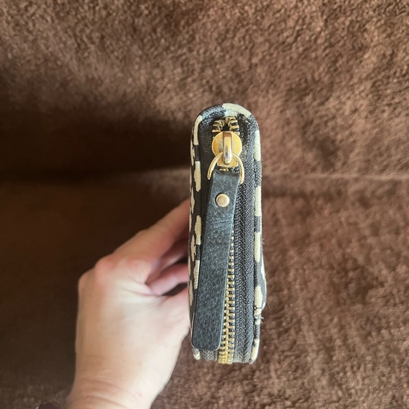 Kate Spade Vintage Neda Zip-Around Continental Wallet - Picture 3 of 5